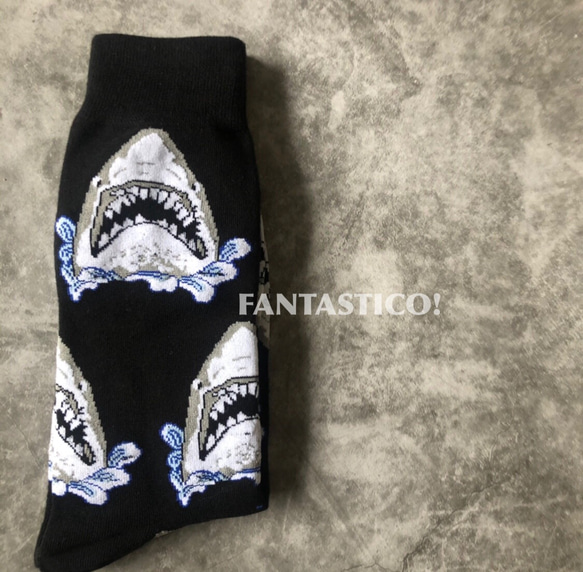 ジョーズ柄 サメ 鮫 ユニセックス靴下❤️スケーターソックス 6枚目の画像