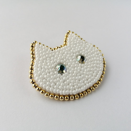 No.424　白猫３姉妹　刺繍ブローチ nekogao 刺繍ブローチ -花- PHC-103-3 | piece store