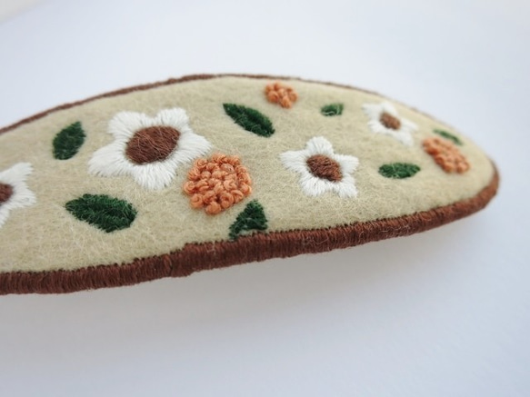 刺繍♦バレッタ ＃010 4枚目の画像