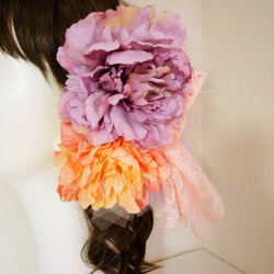 サーモンピンクの、かわいいヘッドドレス 2枚目の画像