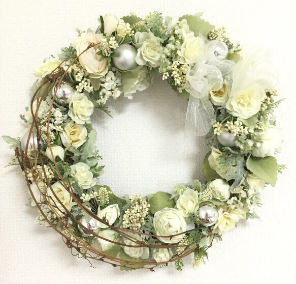 White wreathe 1枚目の画像