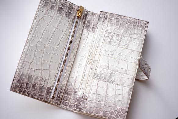 クロコダイル二つ折り長財布　ベルト付き財布　スマートウォレットレザー 1枚目の画像