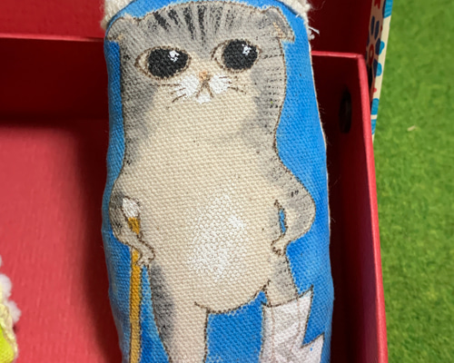 手描きネコ猫ストラップ 骨折くん その他アクセサリー はらっぱ