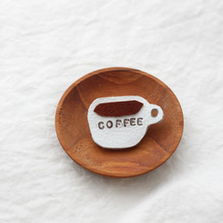 coffeeカップの革ブローチ 4枚目の画像