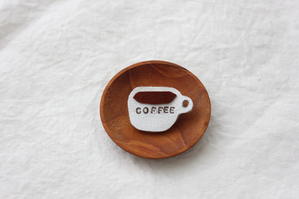 coffeeカップの革ブローチ 9枚目の画像