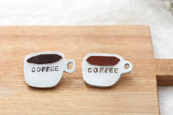 coffeeカップの革ブローチ 6枚目の画像