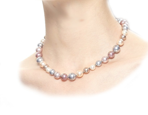 パープルグレーマルチ貝パール ショートネックレス 3枚目の画像
