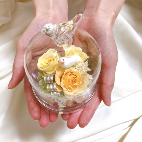 プリザーブドフラワー 鳥のガラスドーム(オレンジ黄色) 母の日 誕生日