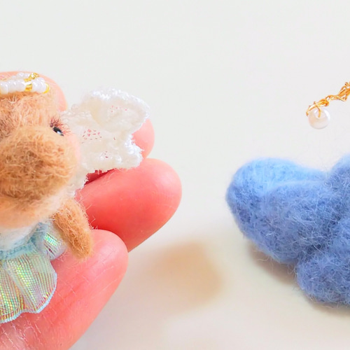 カバの妖精～雪～ 羊毛フェルト sky-blue 通販 10929540｜Creema