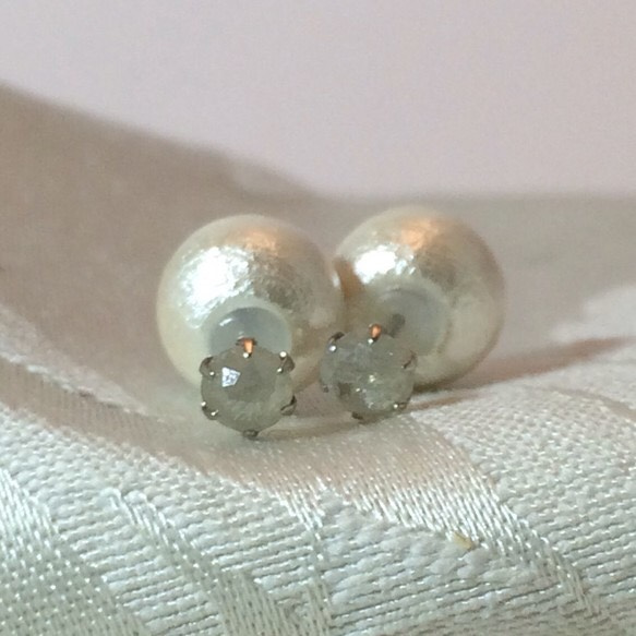 グレーカラー ナチュラルダイヤモンドピアス プラチナ製 ピアス 