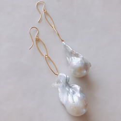 14kgf⌘Baroque pearl × oval chain pierce 2枚目の画像
