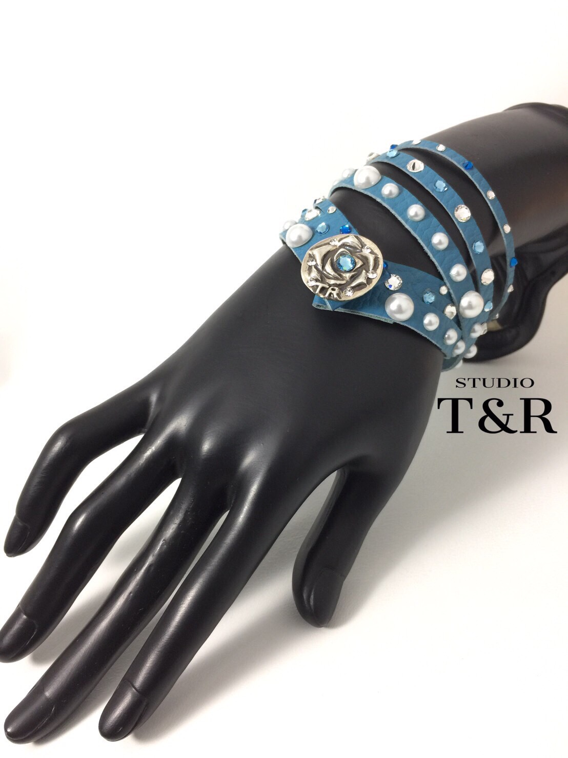 薔薇ロングブレスレットBlue 10,626円