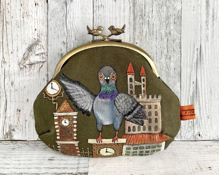 春をう歌う鳥のがま口ポーチ　手刺繍　ハンドメイド