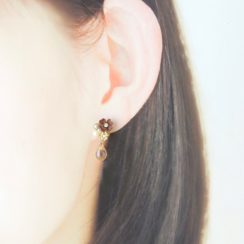 ほんのり輝くブラウンカラーのお花ネックレス&イヤリング(ピアス  