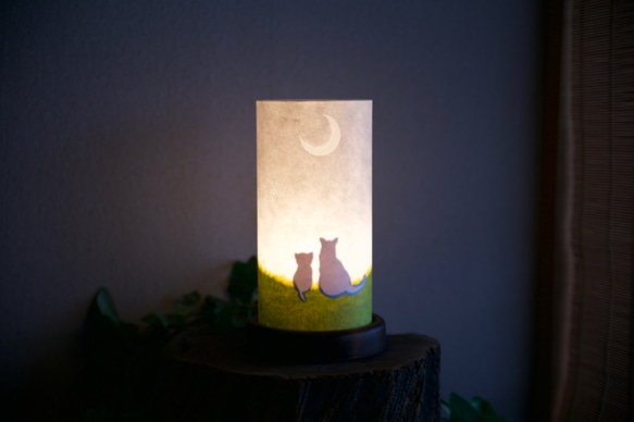 「Nuku Nuku (緑)」和紙de夜空の猫ランプ インテリア雑貨・生活道具 照明（ライト）・ランプ スタンドライト・テーブルランプ W1599235603(12155円)
