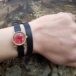 Dear（レッド）ゴールド　二重巻きベルトの手作り腕時計　MADE　IN　JAPAN 5枚目の画像