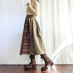 細見え巻きスカート（タックスカート）ブラウンチェック×カーキ 6枚目の画像