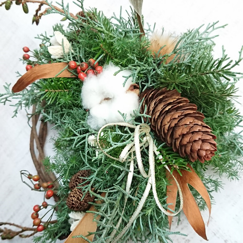 コニファーとドイツトウヒの三日月リース リース Atelier Calme 通販