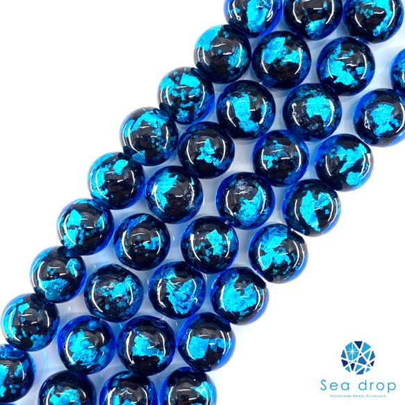 Sea drop ホタルガラス ブルー 10mm 半連 20cmビーズ 蓄光タイプ 青色 とんぼ玉 031htt-10 1枚目の画像