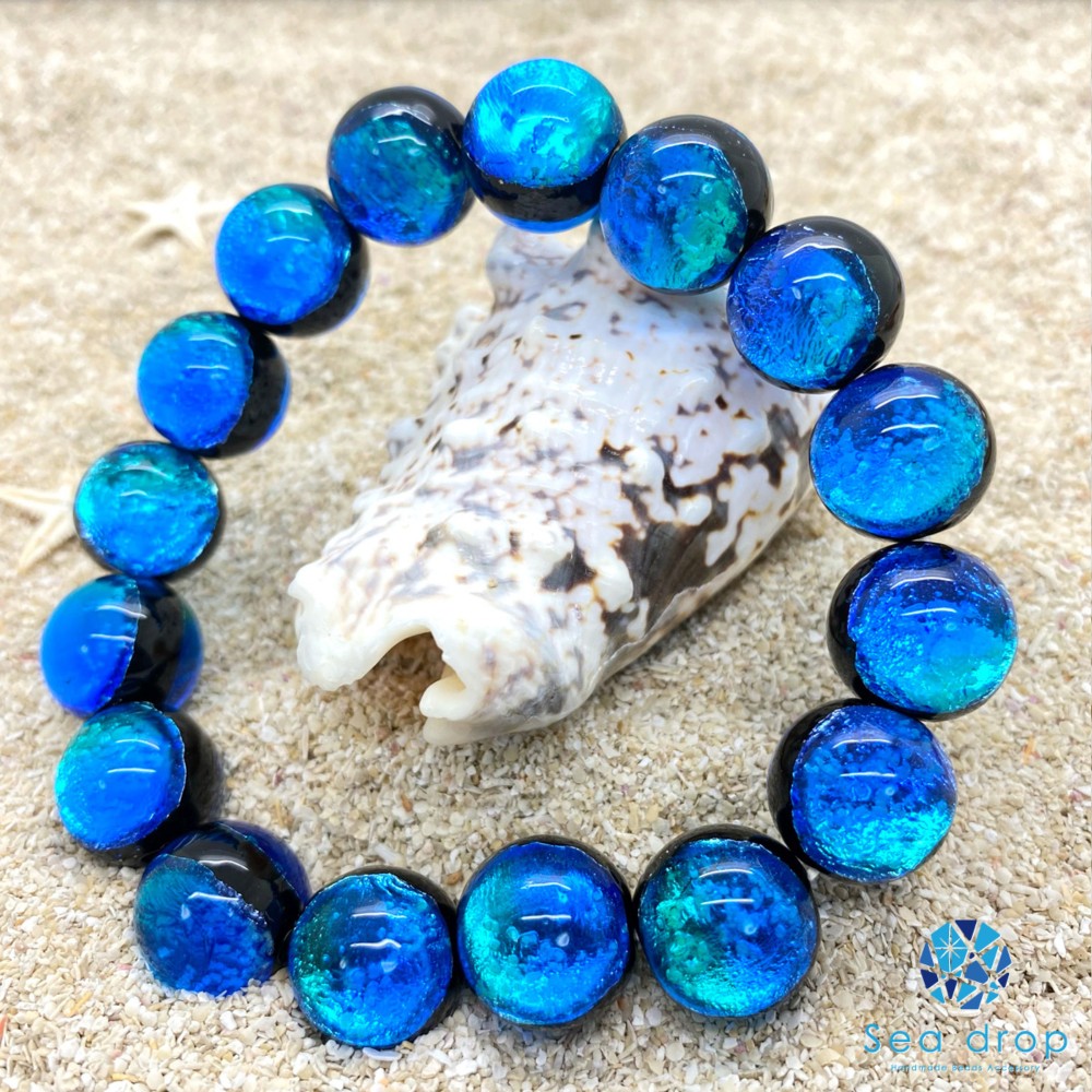 ホタルガラス イリオモテブルー 14mm ビーズ 内周19cmブレスレット蓄光とんぼ玉 [080bt-14-19]