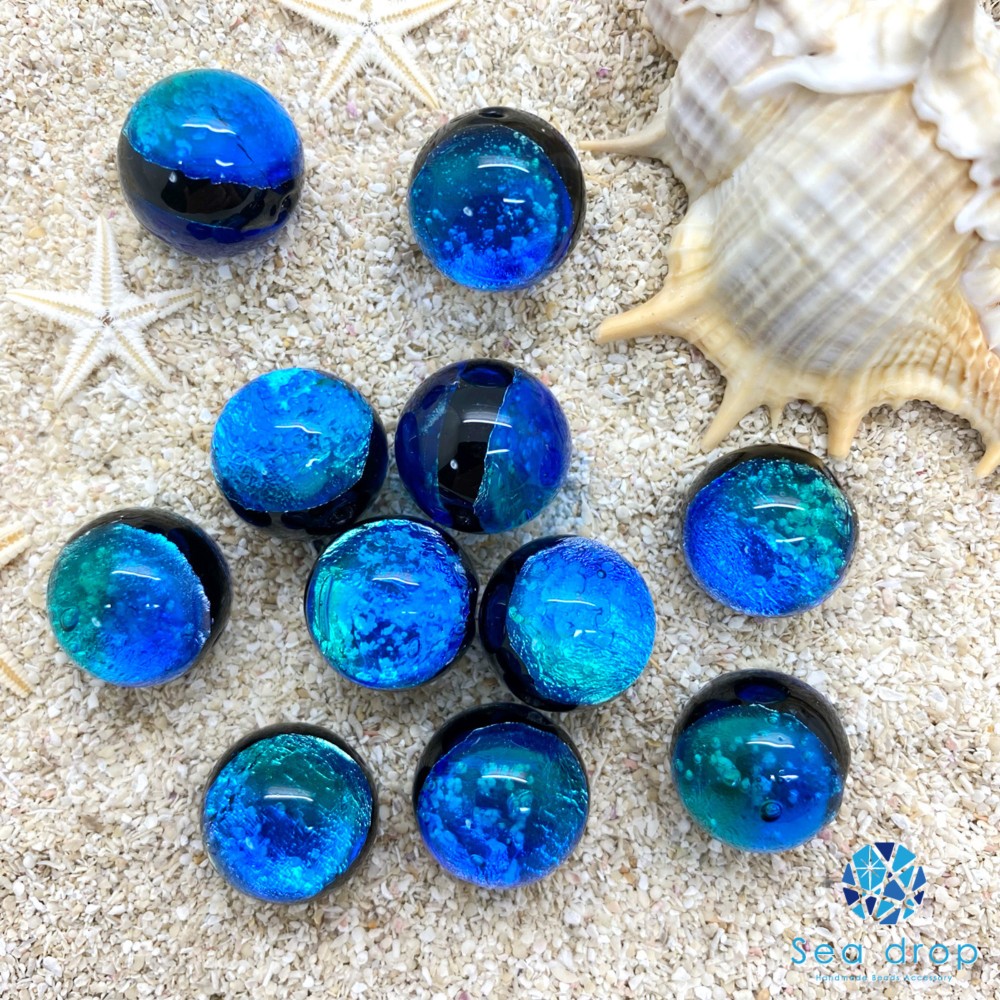 Sea drop ホタルガラス イリオモテブルー 16mm 一連 40cmビーズ 蓄光タイプ とんぼ玉 081tt-16