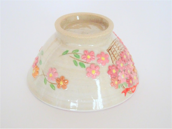 茶碗 篭からあふれるお花 6枚目の画像