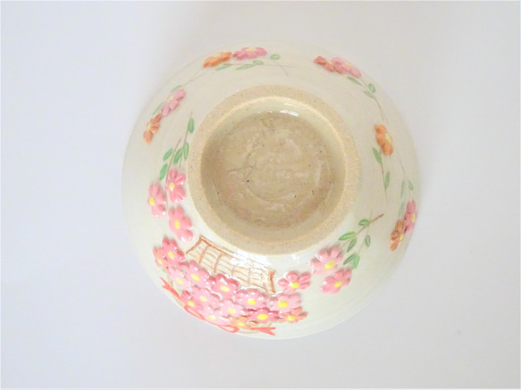 茶碗 篭からあふれるお花 8枚目の画像