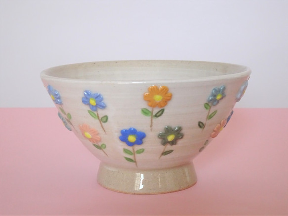茶碗 春に咲くブルーの花 1枚目の画像