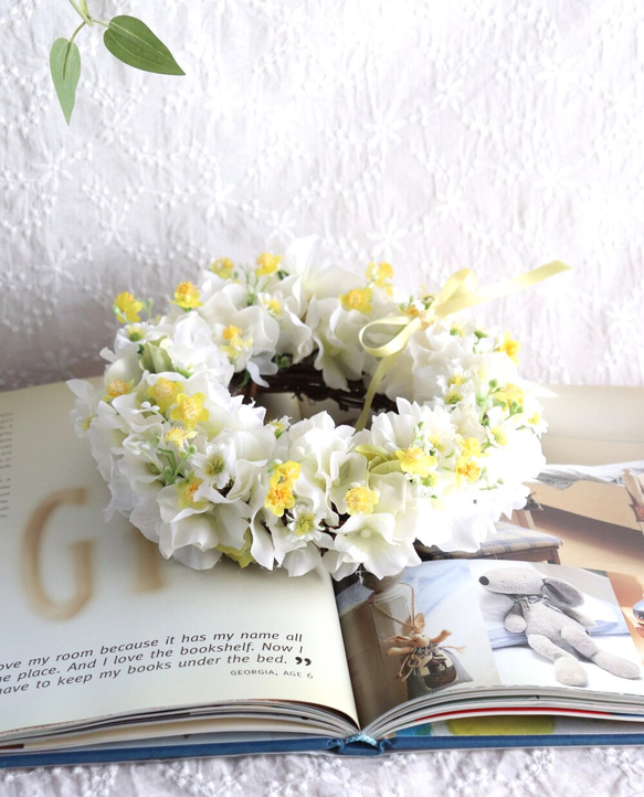 紫陽花と小花のナチュラルリース　アーティフィシャルフラワー　出産祝い　贈り物 2枚目の画像