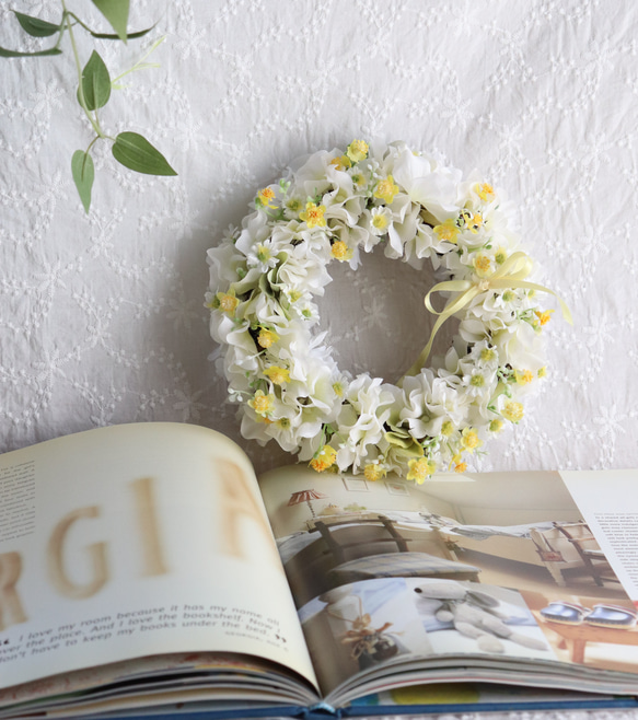 紫陽花と小花のナチュラルリース　アーティフィシャルフラワー　出産祝い　贈り物 4枚目の画像