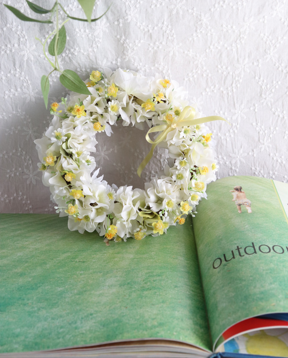 紫陽花と小花のナチュラルリース　アーティフィシャルフラワー　出産祝い　贈り物 5枚目の画像