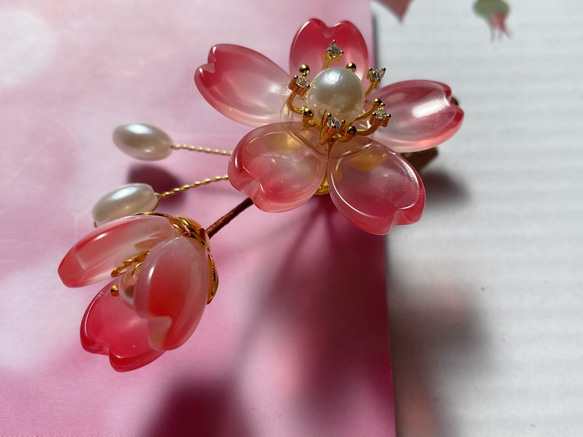 硝子花のヘアクリップ 桜小枝 3枚目の画像
