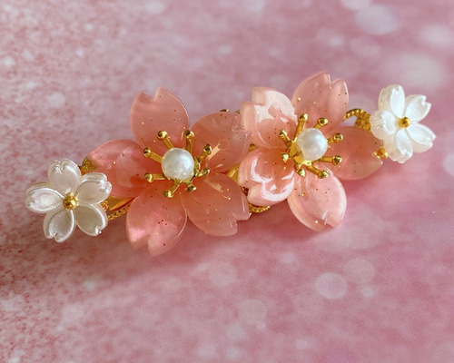 レジンヘアゴム　クリップ　3連　ラベンダー　淡色　オーロラ　桜　春夏 桜のヘアクリップ オーロラピンク色 ヘアクリップ・バナナクリップ