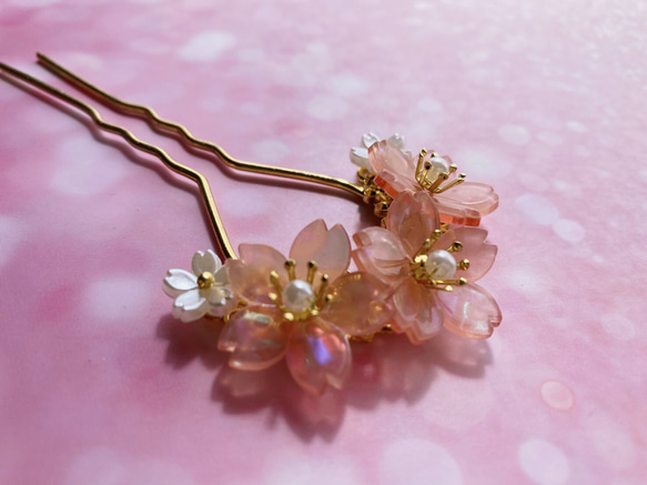 桜のかんざし 桜の三日月 半透明オーロラピンク色 1枚目の画像