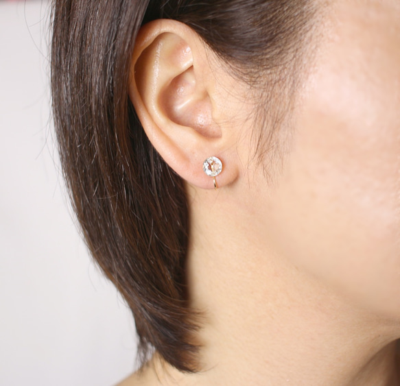 珠寶品質的白色托帕石簡單紋耳環☆14KGF 第4張的照片