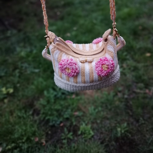 ゴルドと象牙色縞模様バッグ ショルダーバッグ サンドラ 通販 11031729  