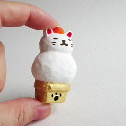 レジン　鏡餅ねこ　見本 3枚目の画像