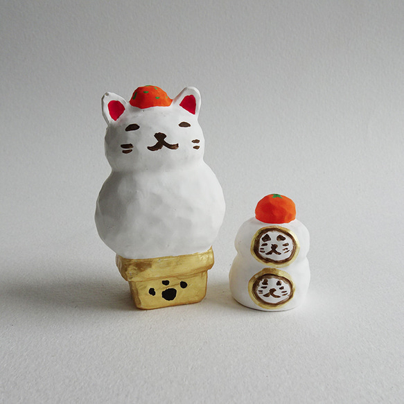 レジン　鏡餅ねこ　見本 4枚目の画像