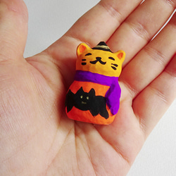 レジン　黒い帽子のねこ　見本 5枚目の画像