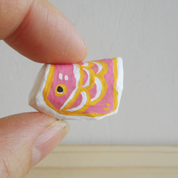 木彫り　豆鯉のぼり　ピンク(見本) 1枚目の画像