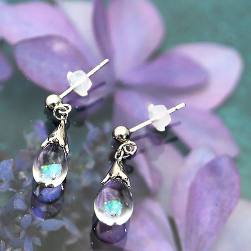 SV925 クリエイテッドオパール 雫型ピアス (659-530) ピアス（フック