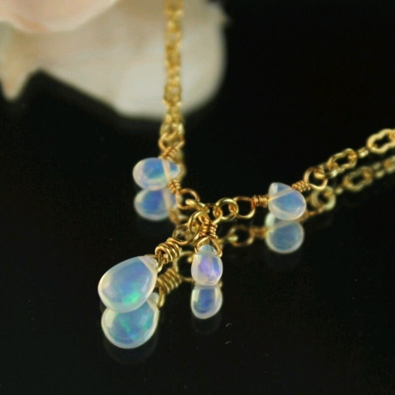 【16Kgp】*プレシャスオパール*流れる雫のネックレス