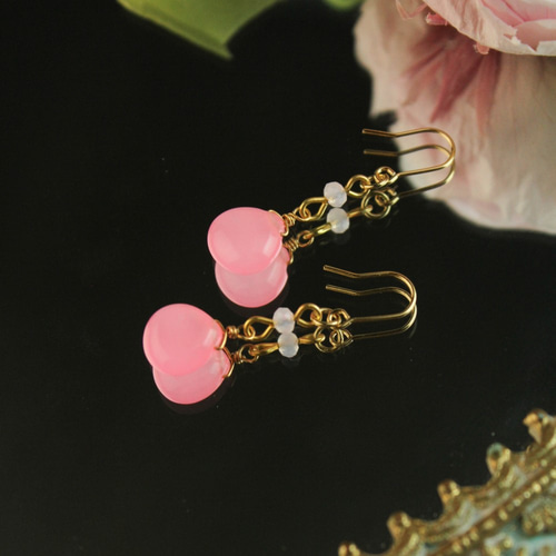 再販【16kgp】桜色ピアス *ピンクジェード* 春ピアス ピアス