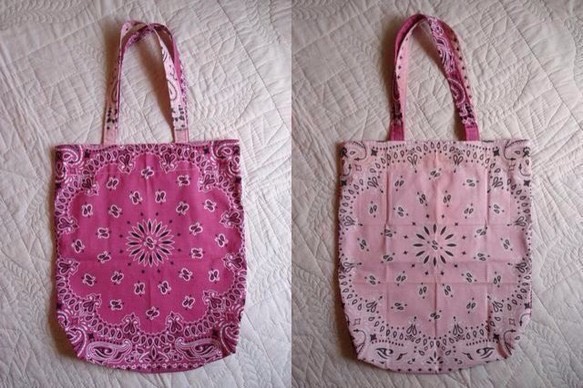 ＜老舗アメリカバンダナ＞夏のデイリー カジュアルバッグ♪折りたたみ 薄くて軽い サブバッグ エコバッグ マルシェバッグ