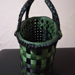 クラフトハンドのバッグ 緑＆黒 2枚目の画像