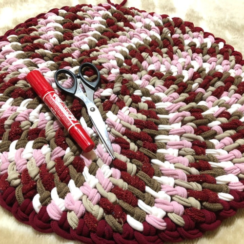 靴下はぎれ　座布団　３点セット　ハンドメイド 靴下はぎれ ハンドメイド 座布団 セット - メルカリ