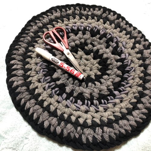 靴下のハギレで作った座布団マット クッション・クッション