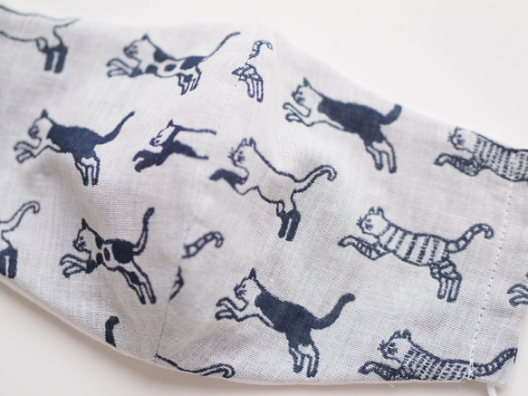 SALE !  ねこマスク・ダブルガーゼCatマスク・フィルターポケット・ノーズフィッター付き  （Ｍ・Ｌサイズ） 2枚目の画像