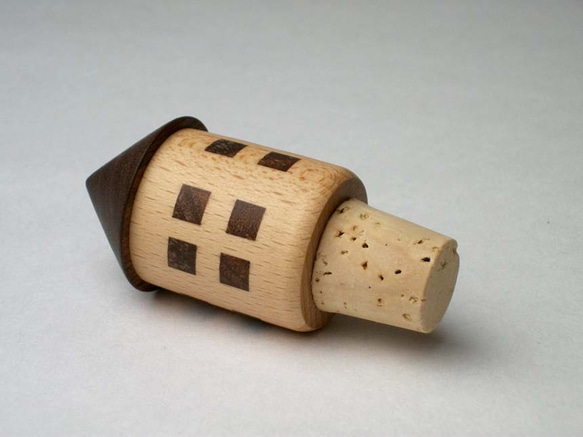 木製瓶塞（酒莊造型） 第2張的照片