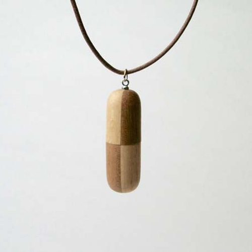 アロマペンダント 9ee00de9dc5b871607896e88102405